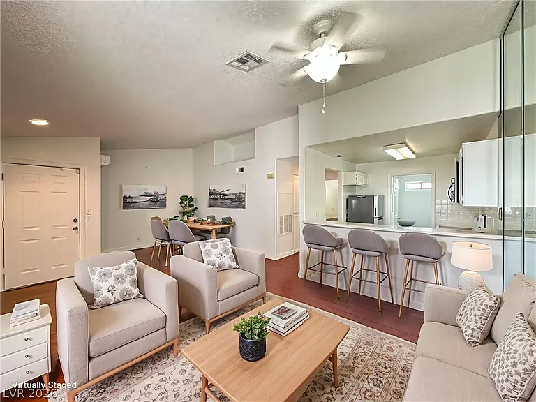 1800 Edmond St #227 — Photo 5