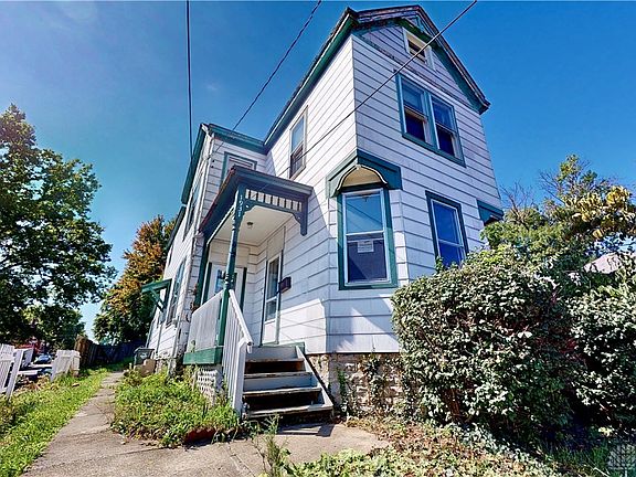 2nd image of 1931 Elm Ave