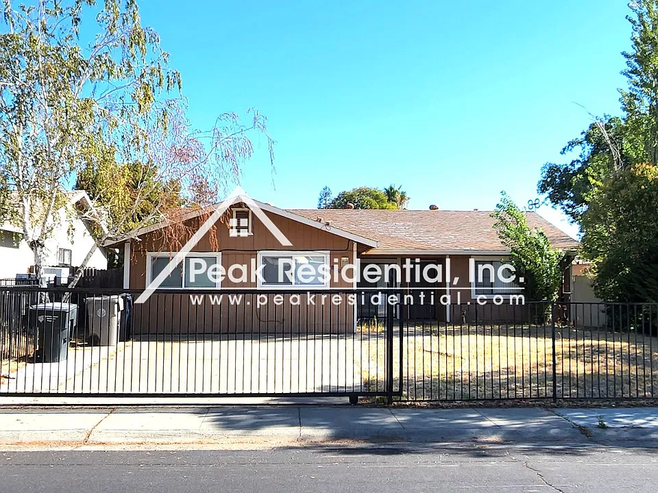 6025 Ehrhardt Ave