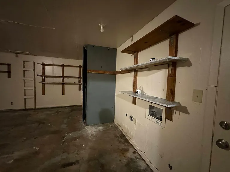 605 Bellaire Dr — Photo 38