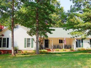 8812 Bayberry Trl, Concord, NC 28027