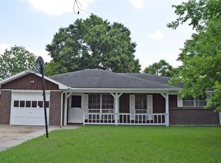 6418 Roos Rd, Houston, TX 77074