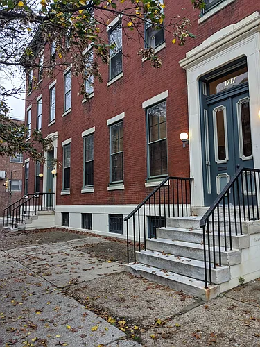 1717 Green St #5 Photo 1