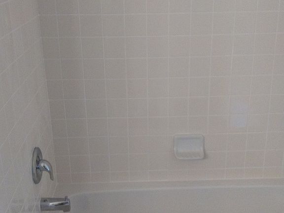 5th image of 1033 Regent Dr