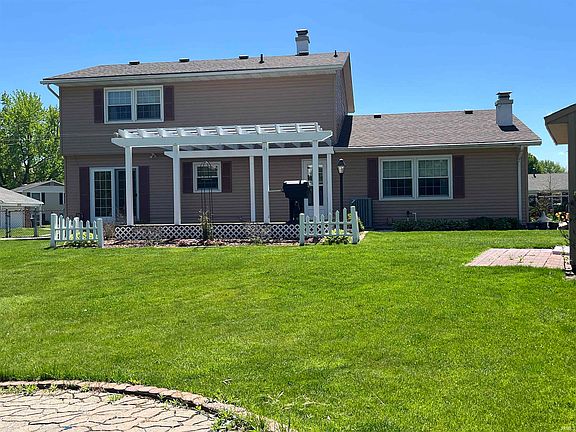 2nd image of 1361 Roelke Dr