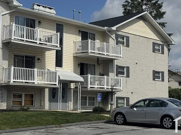 13 Warren Lodge Ct APT 1C, Cockeysville, MD 21030