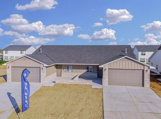 3670 N Azalea St, Wichita, KS 67223