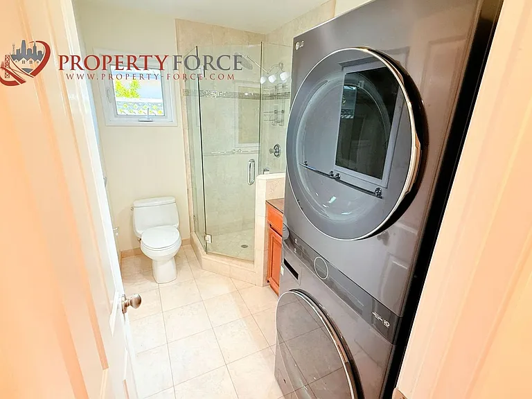 1623 Howard Ave — Photo 31