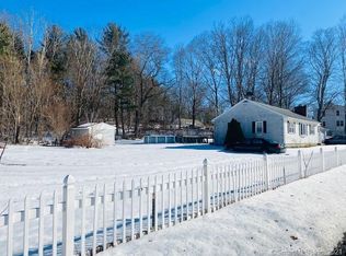 32 Pleasant St, Killingly, CT 06241