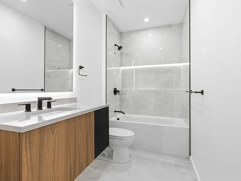 7 Algonquin Rd #1 — Photo 12