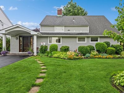 37 Pleasant Lane, Levittown, NY, 11756
