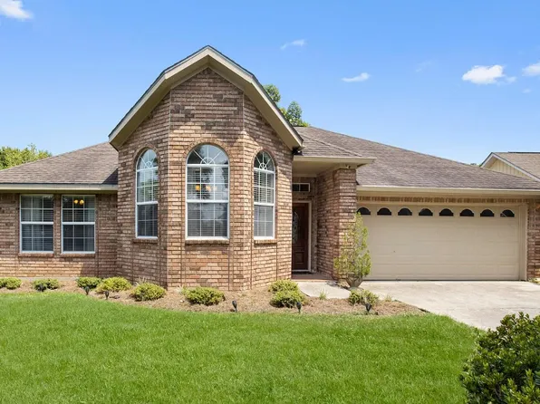 2554 Audubon Pl, Biloxi, MS 39531