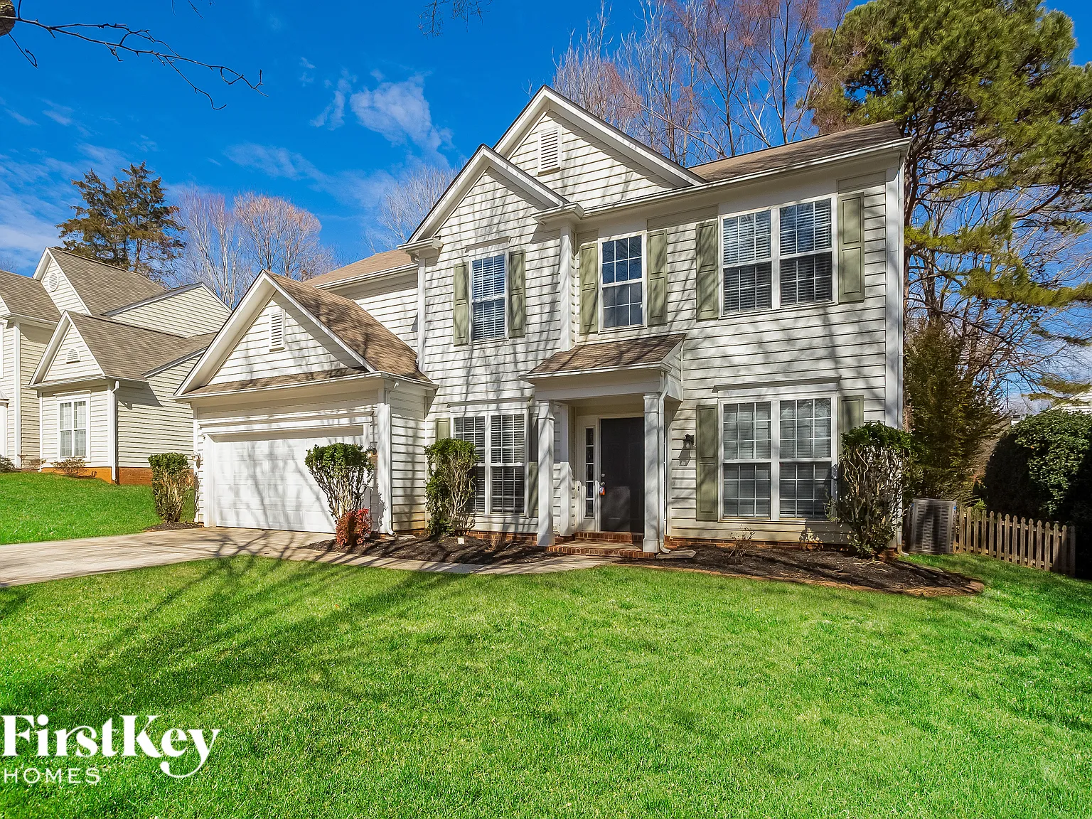 3 bed, 2.5 bath, 2117 sqft, $3,085 — Photo 3