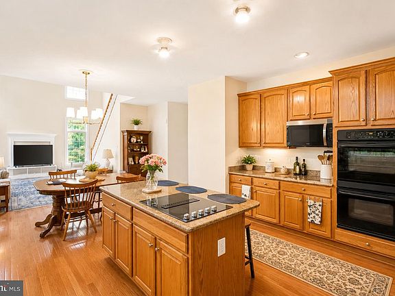 4th image of 4407 Whitetail Ln