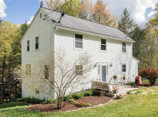 60 Near Rd, Red Hook, NY 12571