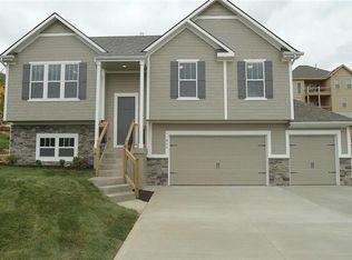 6812 Proctor Ave, Kansas City, MO 64133