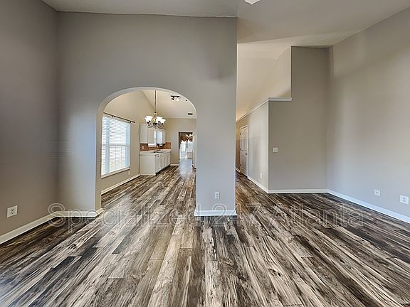 3rd image of 1875 Arborwood Dr