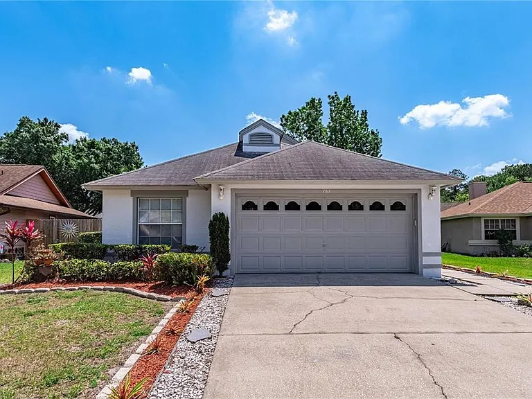 767 Meadowside Ct — Photo 31