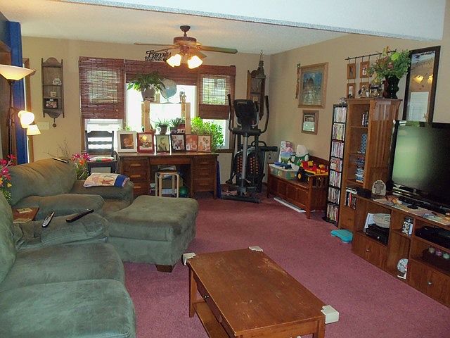 1st image of 7284 Blue Spruce Ln