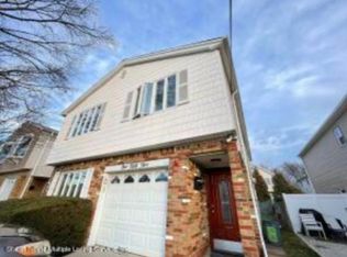 155 Woodbine Ave #2, Staten Island, NY 10314