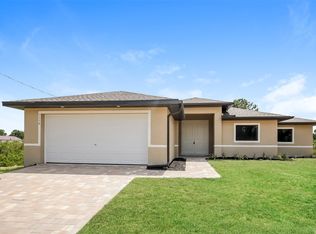 1035 Bassinger Ave S, Lehigh Acres, FL 33974
