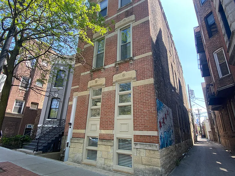347 W Dickens Ave #3 — Photo 16