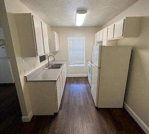 3rd image of 104 8th Ave APT 20