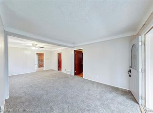 19342 Negaunee, Redford, MI 48240