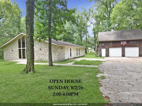 10560 Shadow Lake Dr, Geismar, LA 70734