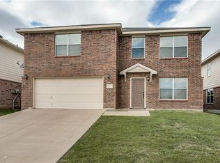 9852 Sparrow Hawk Ln, Fort Worth, TX 76108