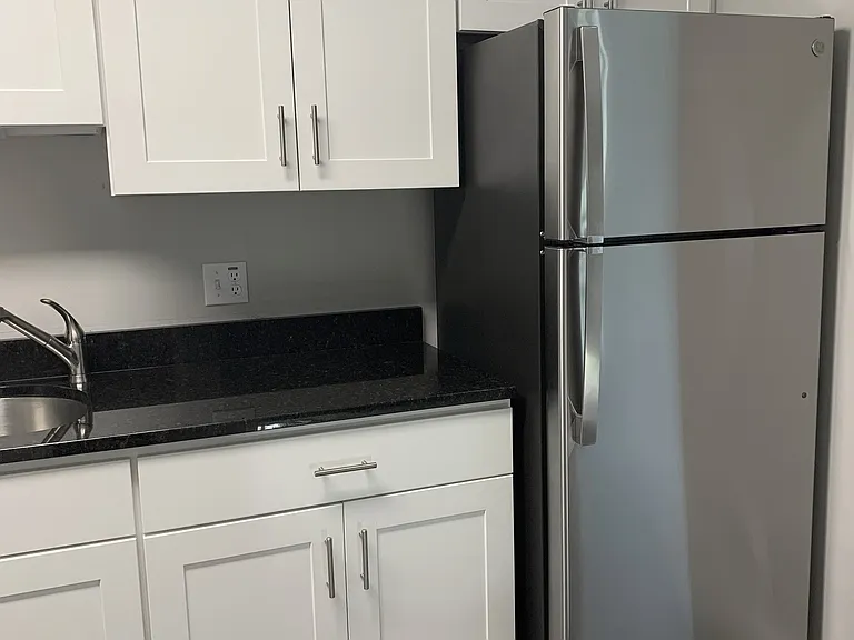 Yarmouth Pointe Apartment Homes — Photo 61