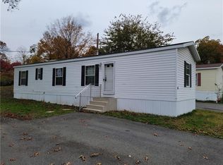1950 N Broad St APT 16, Meriden, CT 06450