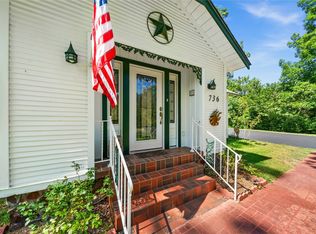 736 E 4th St, Rusk, TX 75785