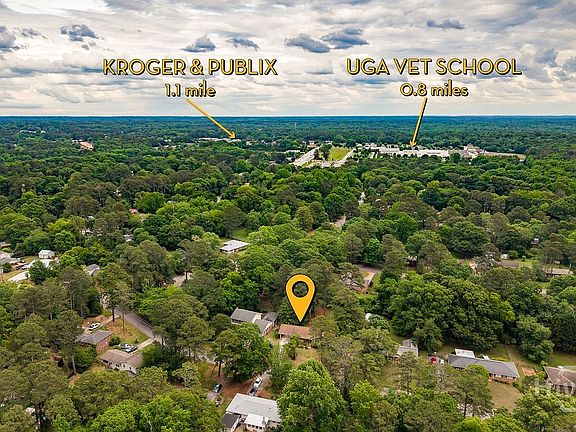 4th image of 265 University Circle