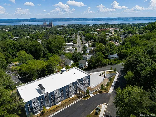 16 Dowd St Photo 1