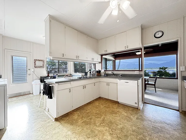 650 Kaimalino St — Photo 7