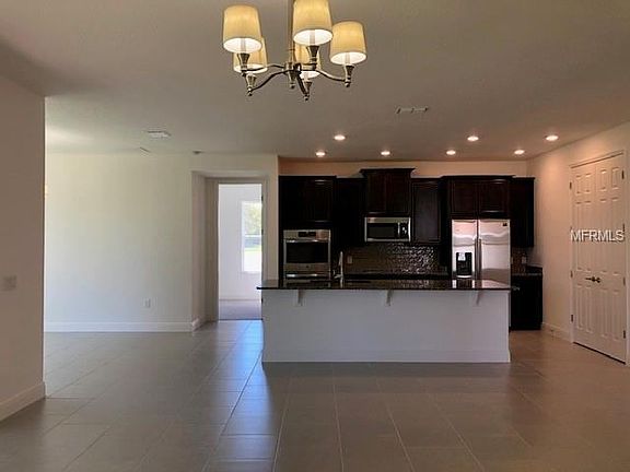 4th image of 3829 Carrick Bend Dr