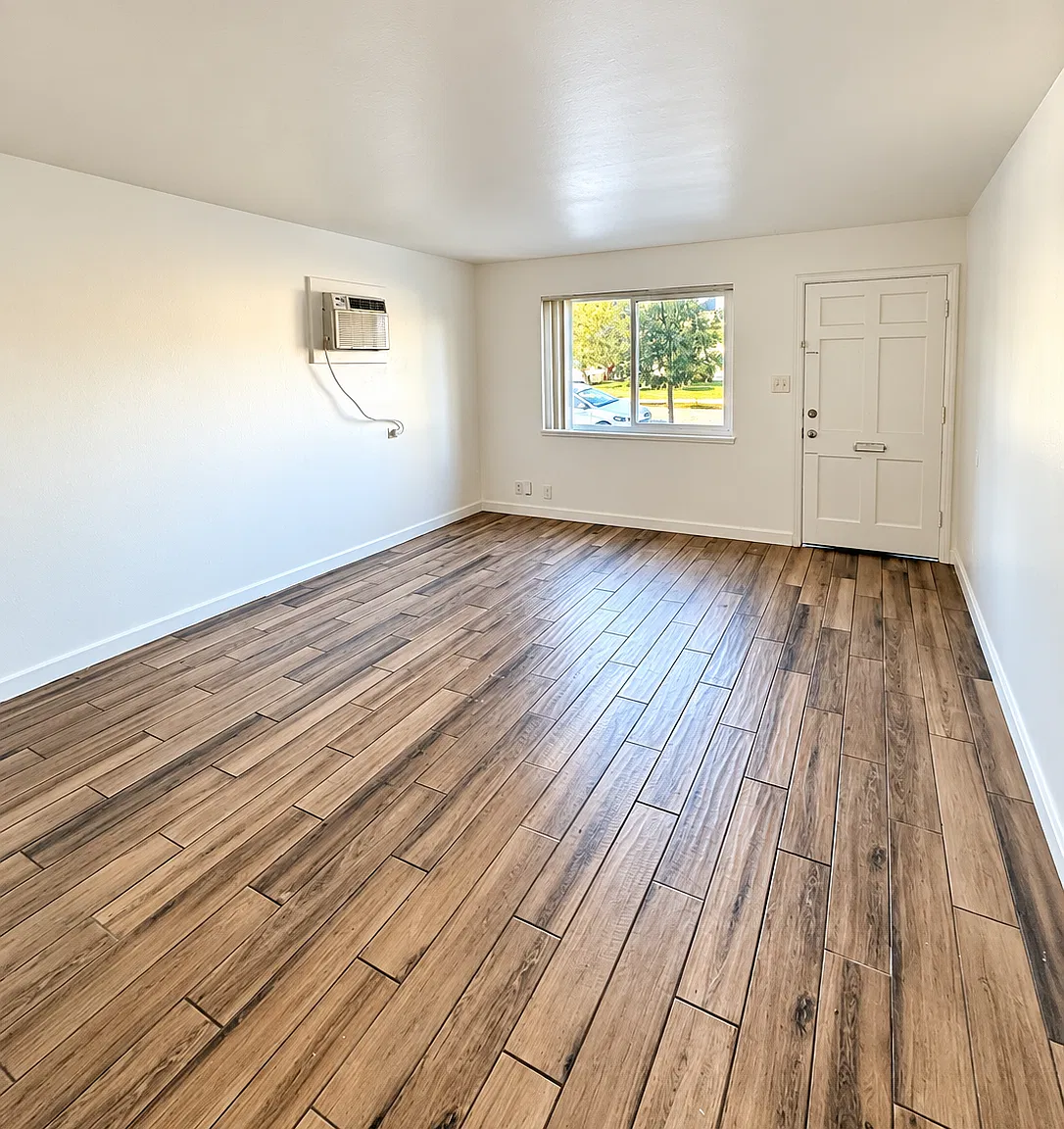 1 bed, 550 sqft, $1,395 — Photo 2