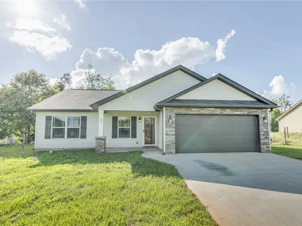 121 Stanmoore Dr, Anderson, SC 29621