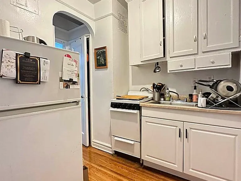 195 Underhill Ave #4D — Photo 1
