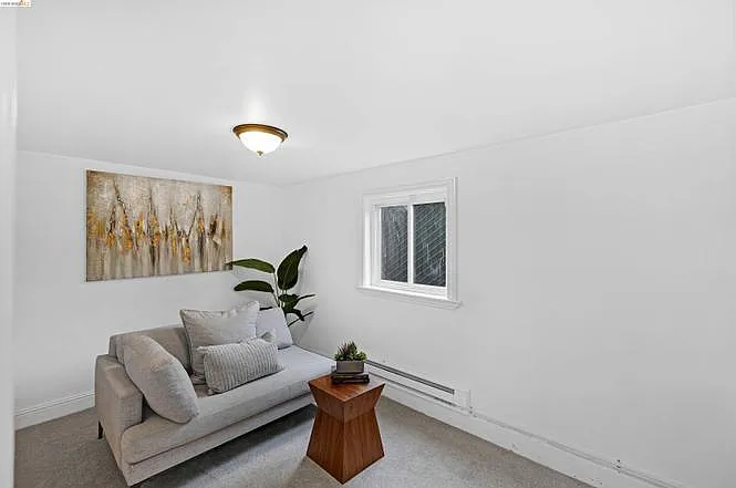 1812 Woolsey St — Photo 11