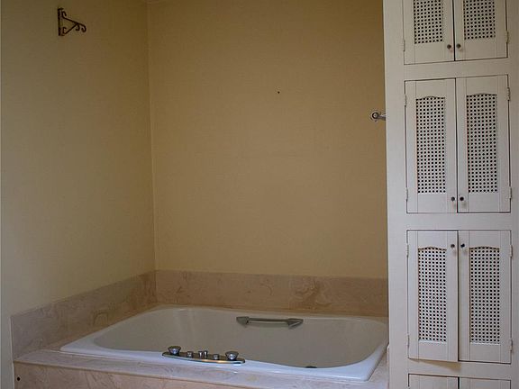 5th image of 1537 S 76th East Ave