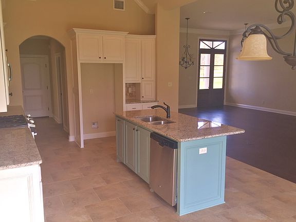 3rd image of 10630 Pelican Point Dr