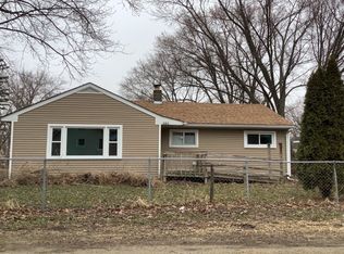 5313 Claremont St, Rockford, IL 61102