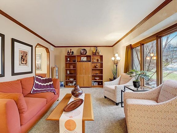 4th image of 1602 Blackwood Ct