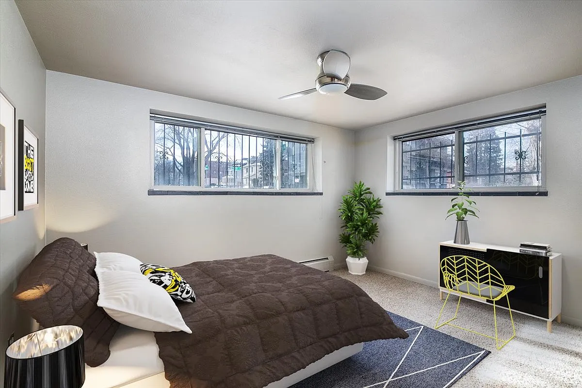 Building Photo - 1302 N Columbine St #104