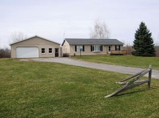 7370 Beaver Meadow Rd, Bergen, NY 14416