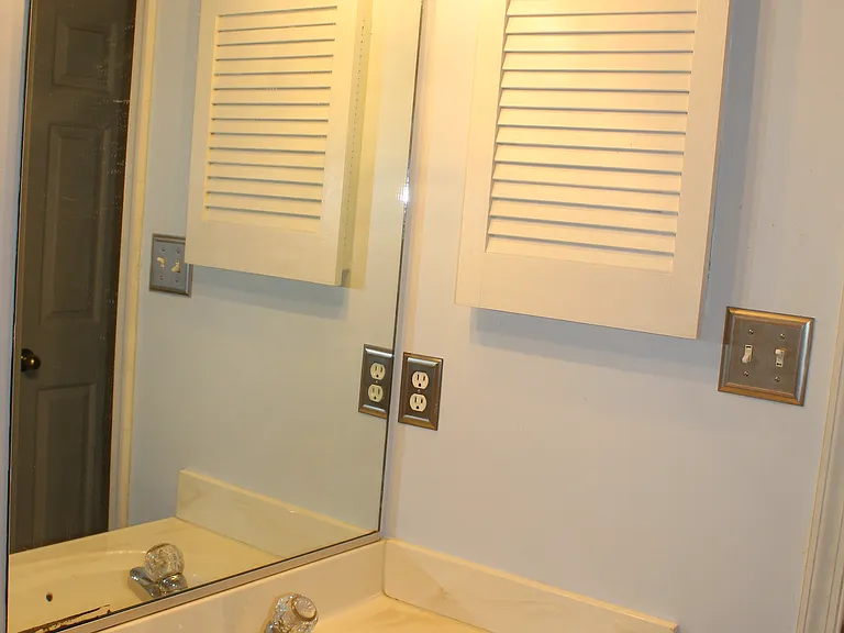 1740 Bernstein Dr — Photo 33