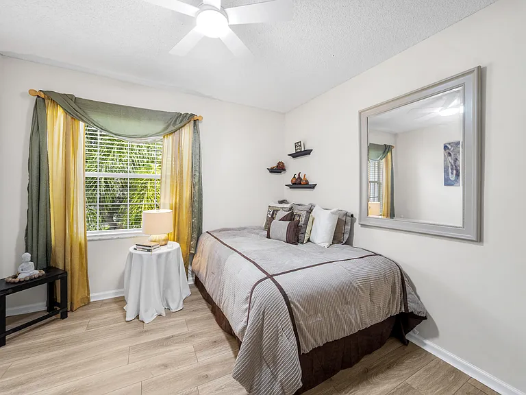 5106 Heron Ct — Photo 32