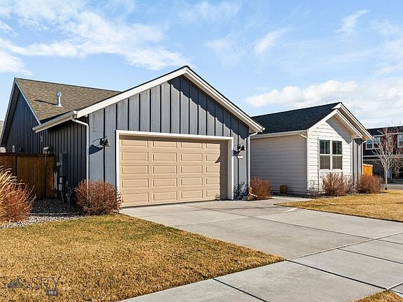 2nd image of 1501 Deadwood Loop